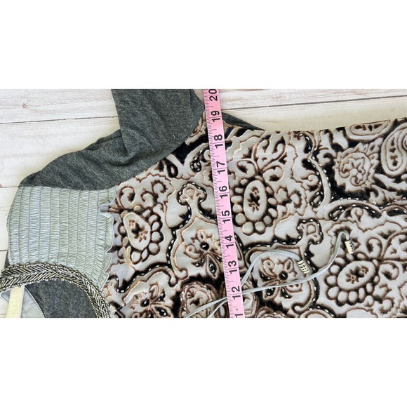 Hale Bob Gray Beaded Collar Velvet Burnout Blouse - Size Small - Picture 11 of 11